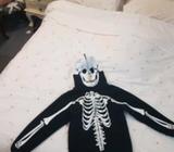 Skeleton jumper