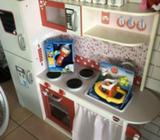 Child's play kitchen