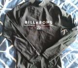 Size 7 billabong rash top