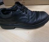 Bata black leather school classic shoe US Size 3