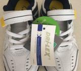 Brand new size 8 toddler runners