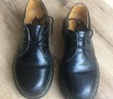 Dr Martens the original US size 5