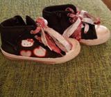 HELLO KITTY SNEAKERS SIZE 2