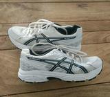 Asics runners. Gel-contend 3. Size 5