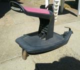 Universal seat/scooter for stroller