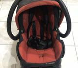 Maxi-Cosi Capsule including base