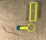 Wanted: Bugs container with magnifying glass