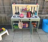 Painted Mud Kitchen. Measurements: 980 mm x 1000mm x 450mm