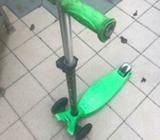 scooter - Micro 3 wheeler