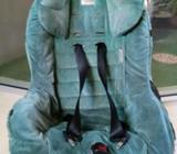 CHILDS CAR SEAT- VG CLEAN AND NEAR NEW CONDITION