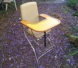 Retro highchair