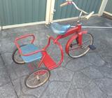 Cyclops tandem tricycle